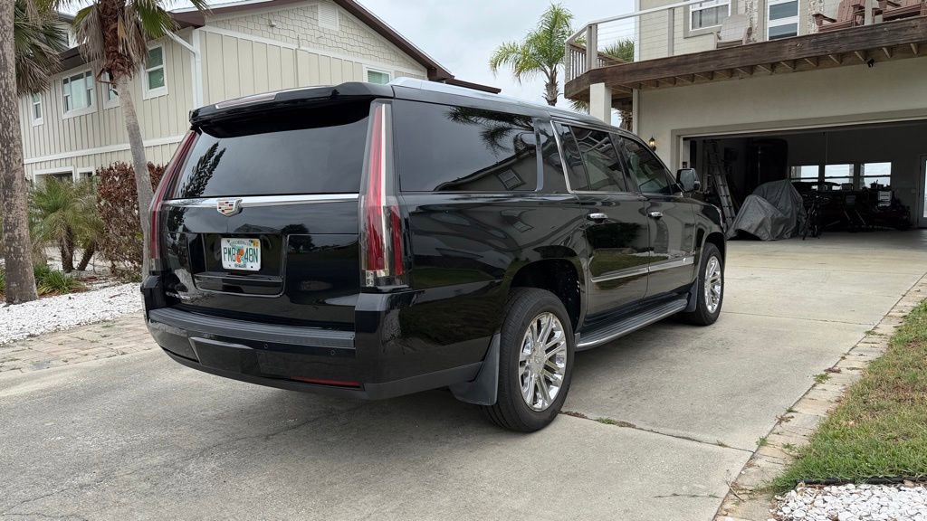 Used 2016 Cadillac Escalade ESV 2WD image 27