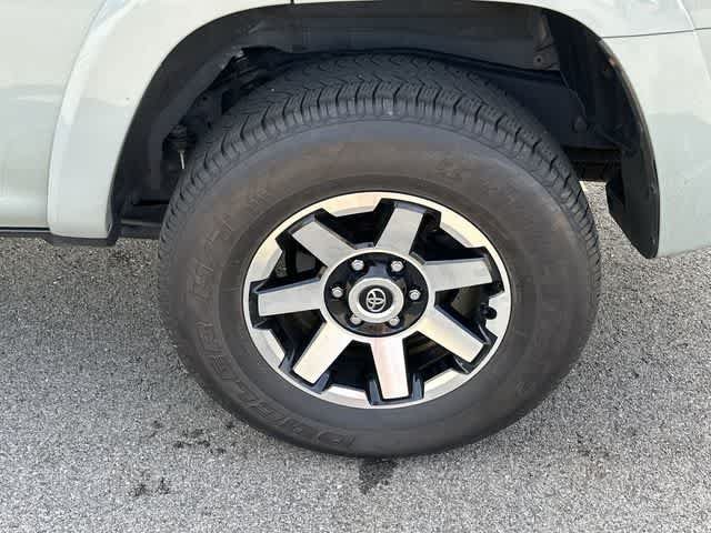 Used 2023 Toyota 4Runner TRD Off-Road Premium w/ Off Road Premium Plus Package AWD/4WD image 5