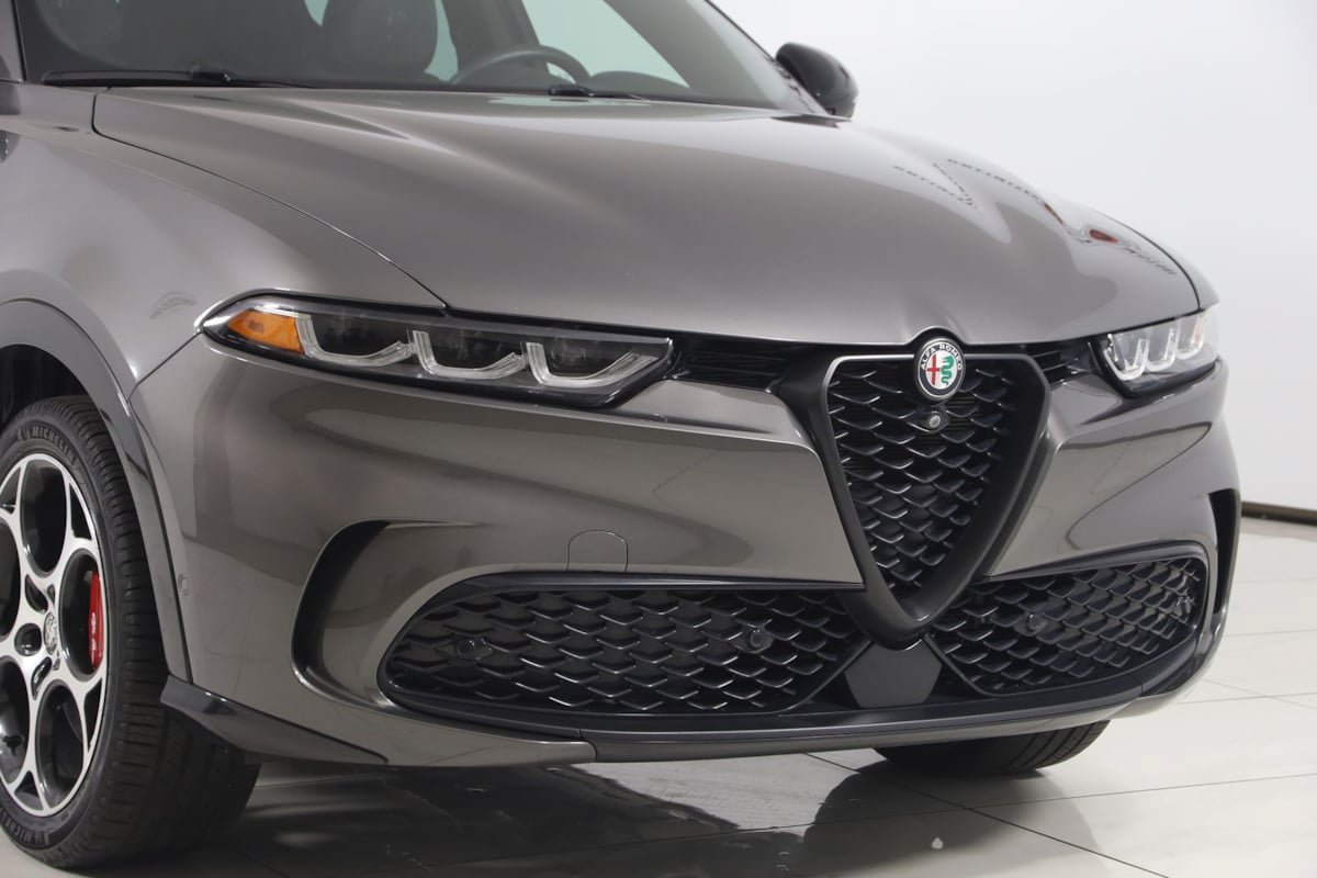 Used 2024 Alfa Romeo Tonale Veloce AWD/4WD image 41