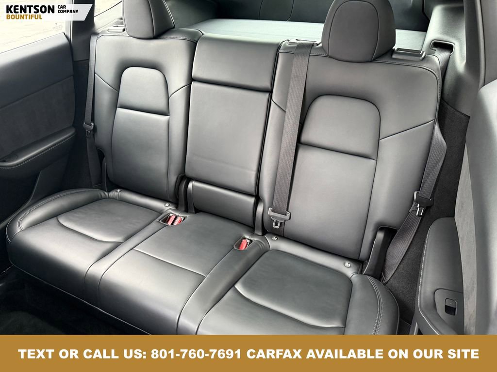 Used 2023 Tesla Model Y Long Range image 32
