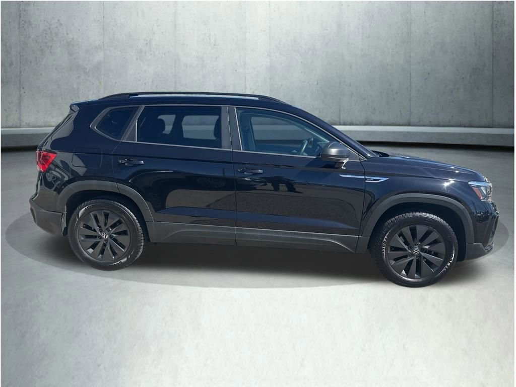 Used 2022 Volkswagen Taos S image 6