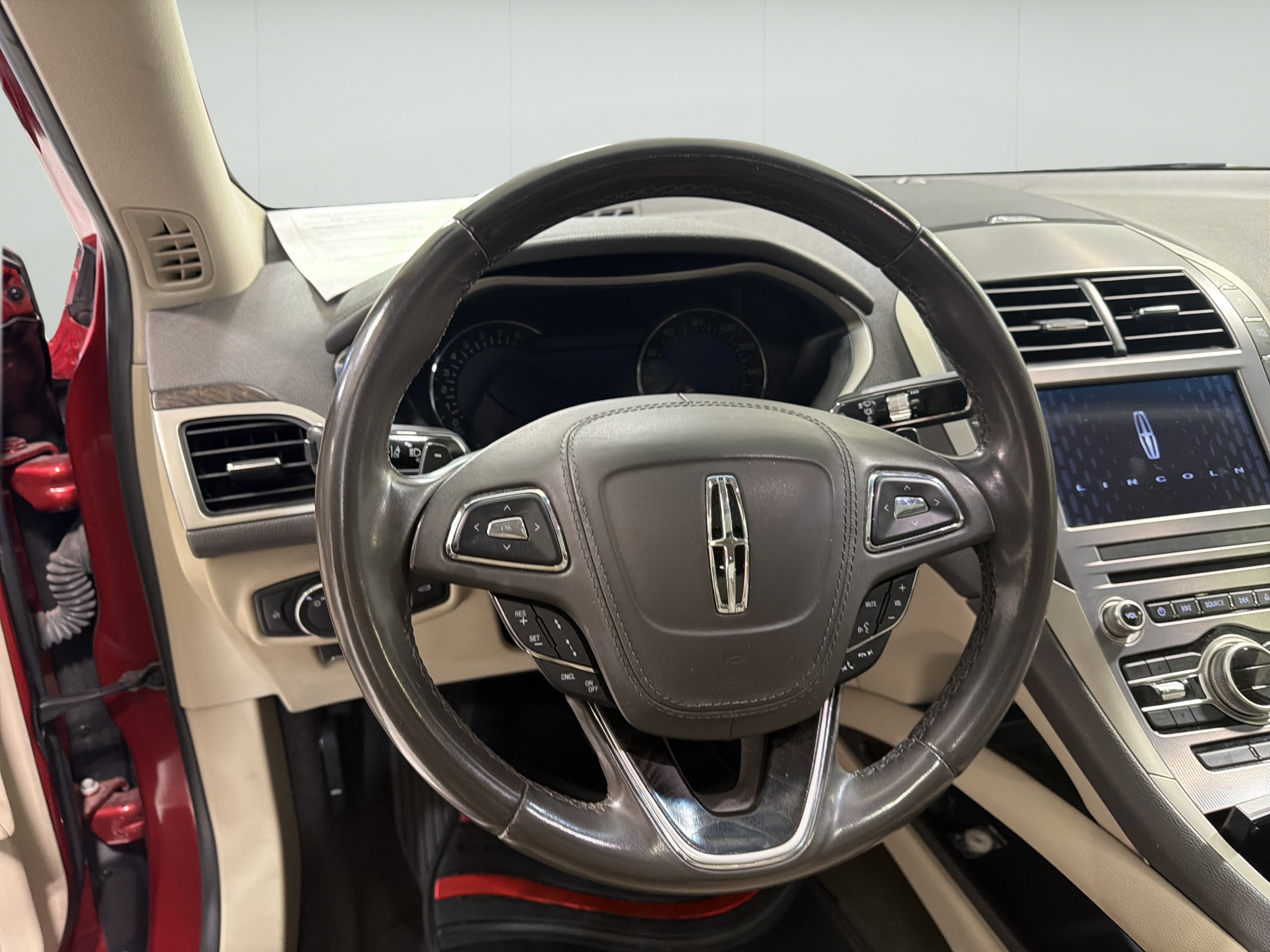 Used 2020 Lincoln MKZ Reserve AWD/4WD image 15