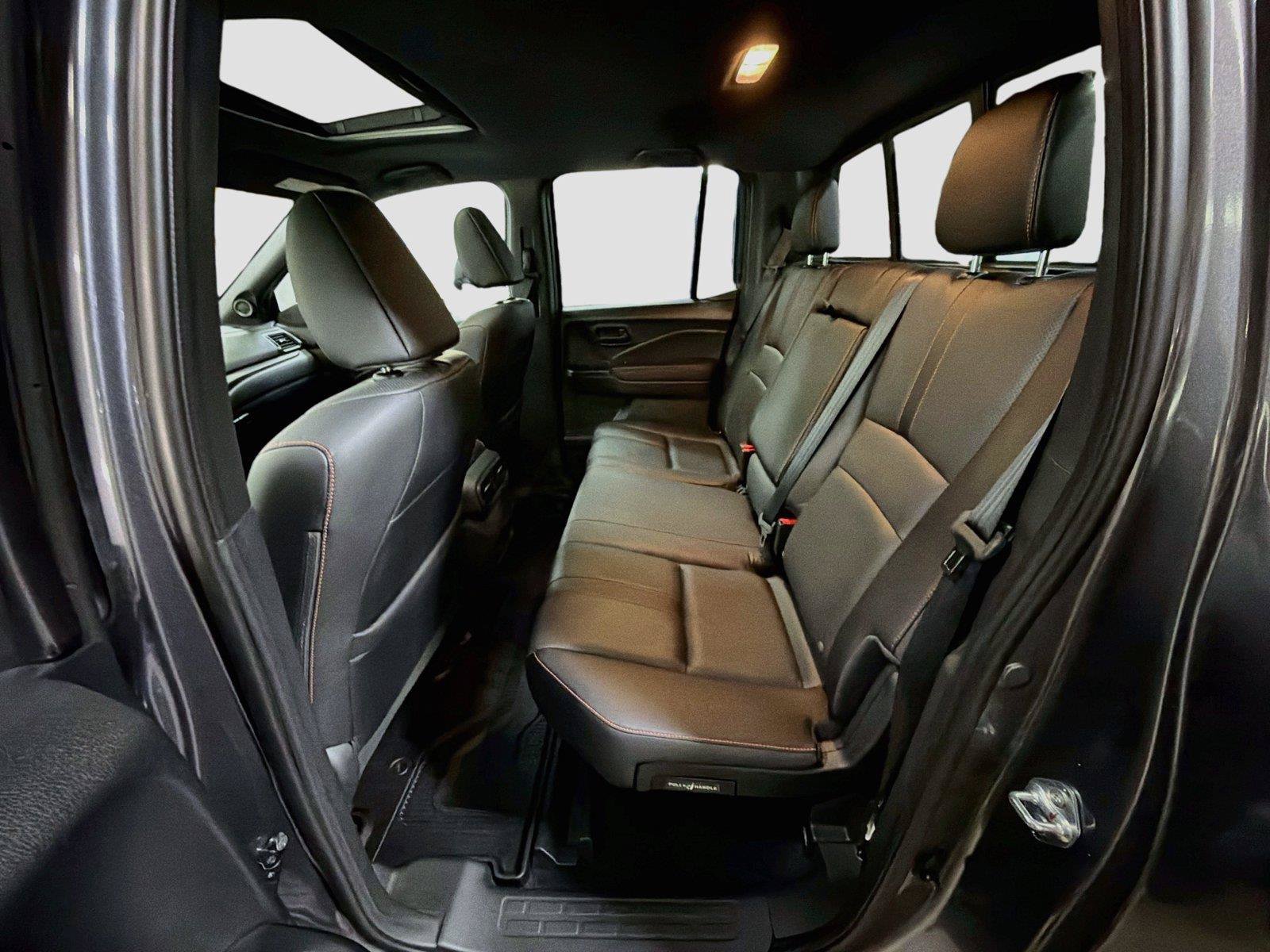 Used 2025 Honda Ridgeline TrailSport image 10