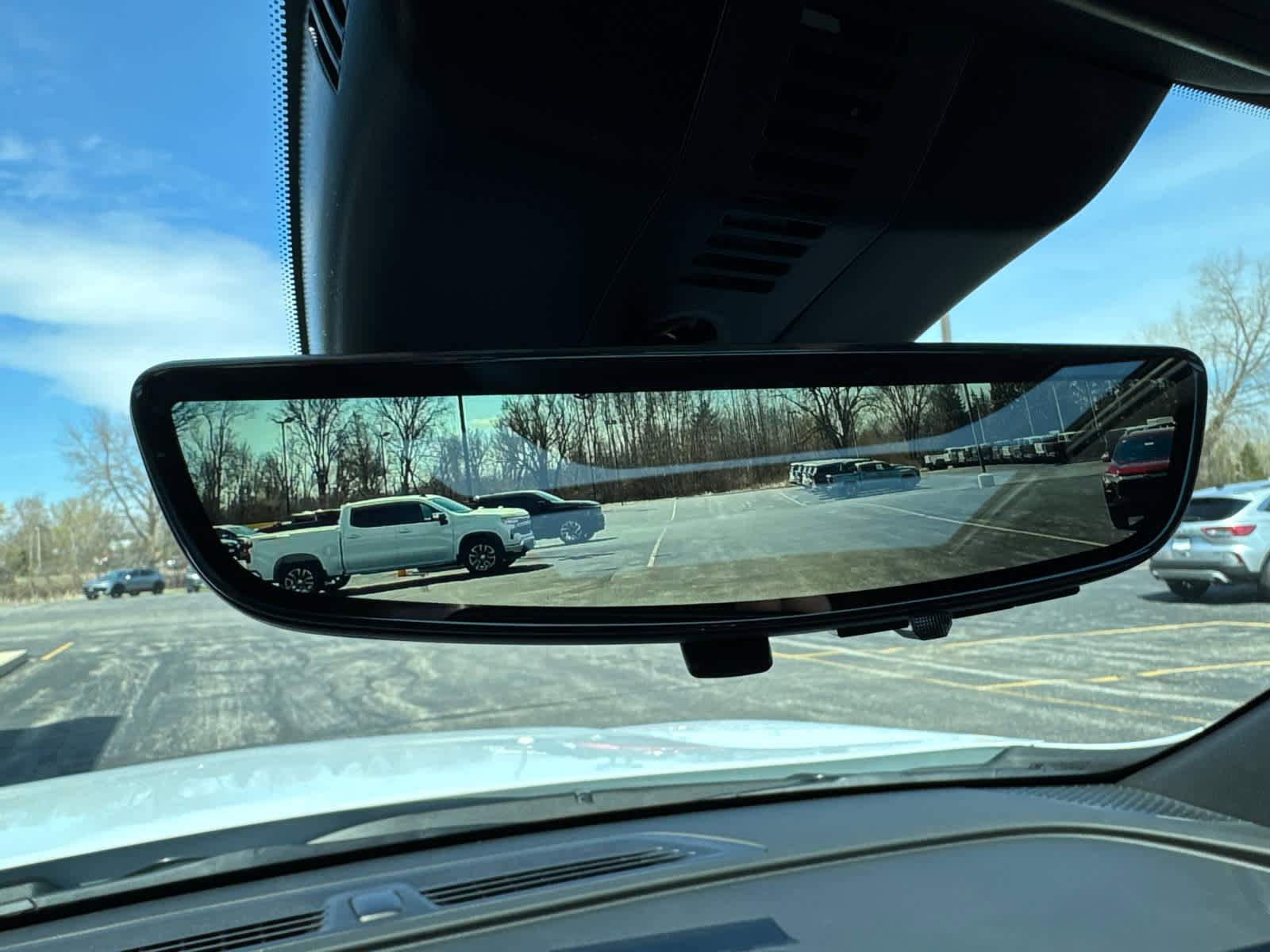 New 2026 Chevrolet Traverse LT w/ Sun and Wheel Package AWD/4WD image 29