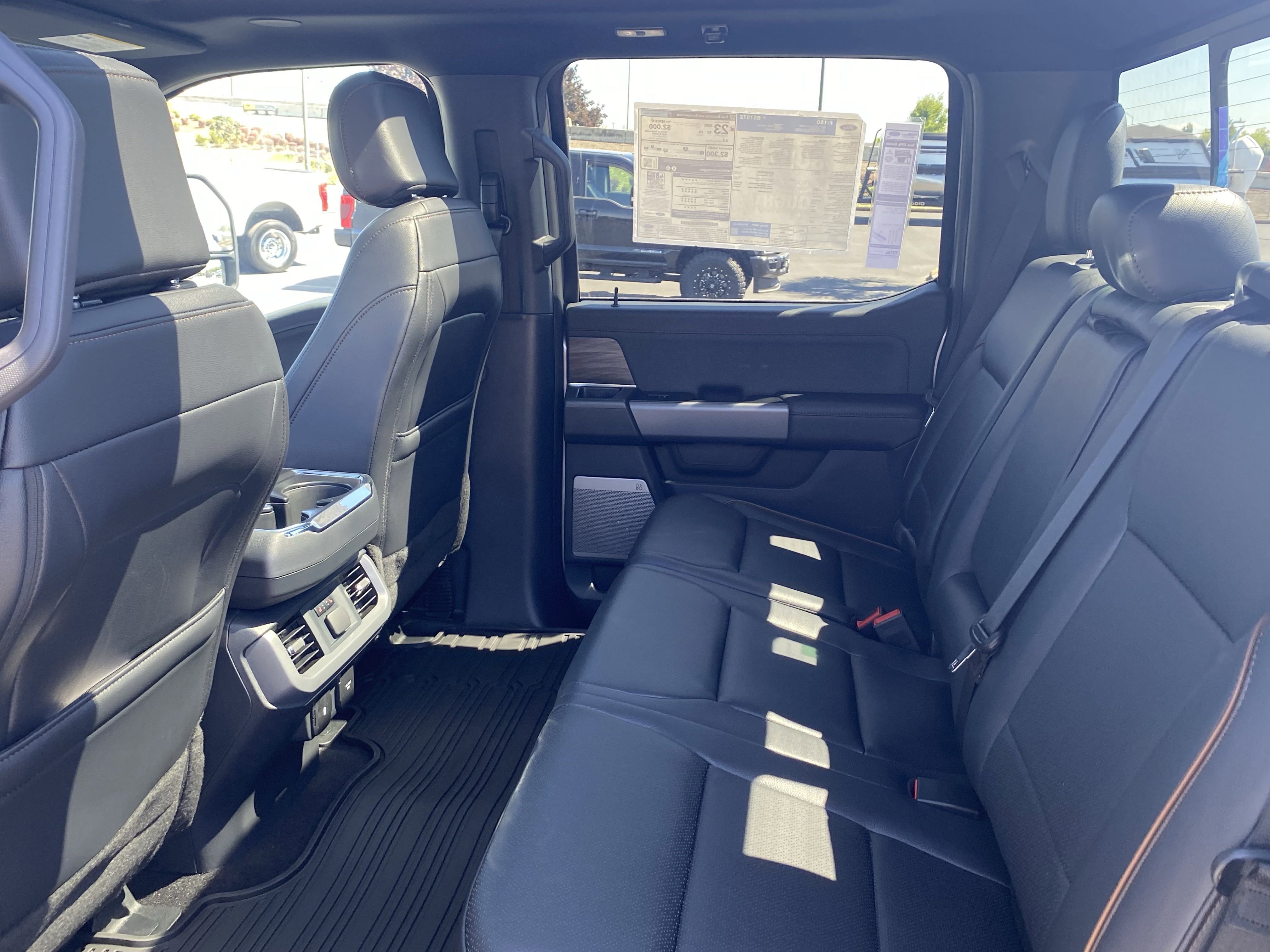 New 2025 Ford F150 Lariat w/ Equipment Group 502A High image 11