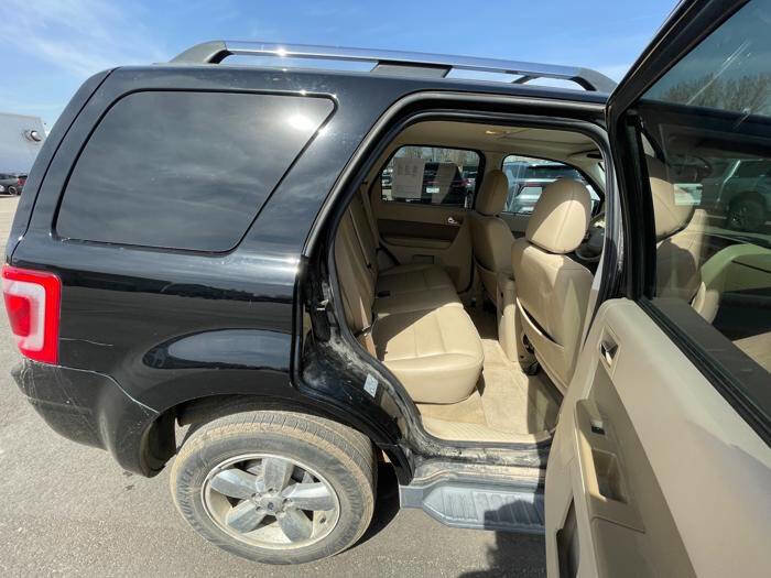 Used 2010 Ford Escape Limited AWD/4WD image 28