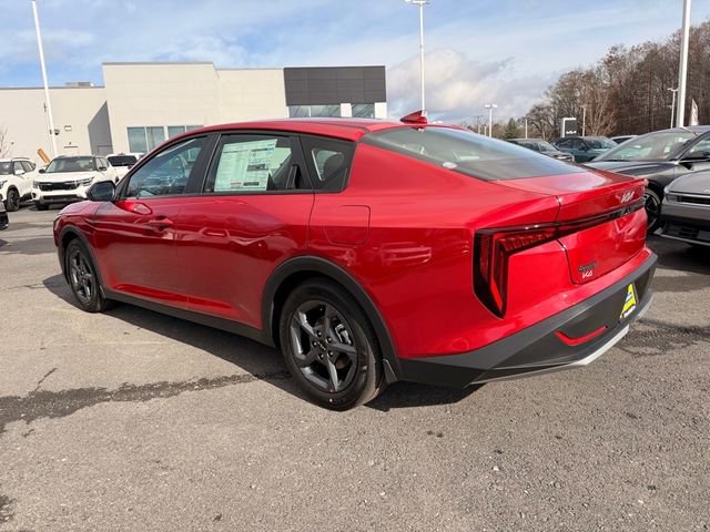 New 2025 Kia K4 FWD image 4
