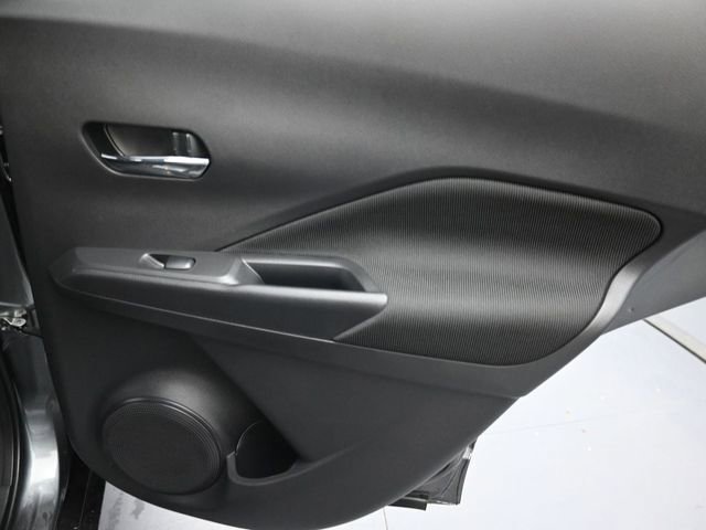 Used 2024 Nissan Kicks SV image 24