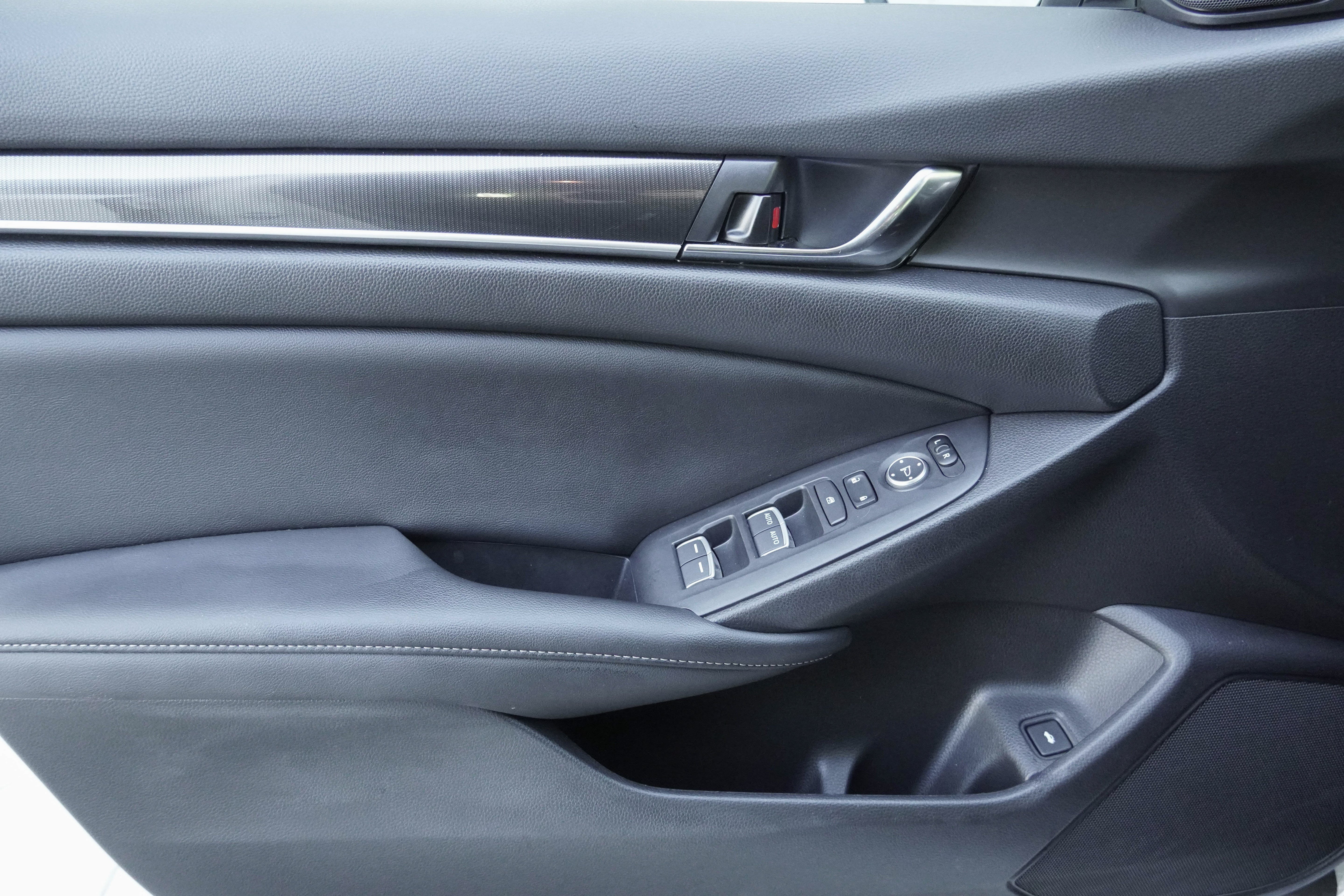 Used 2022 Honda Accord Sport image 25