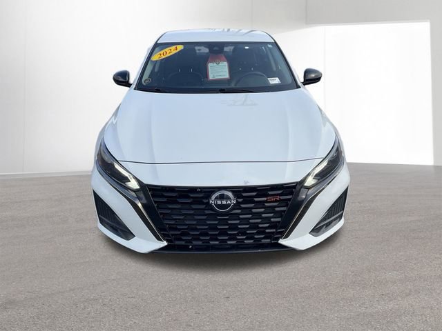Certified 2024 Nissan Altima 2.5 SR image 6