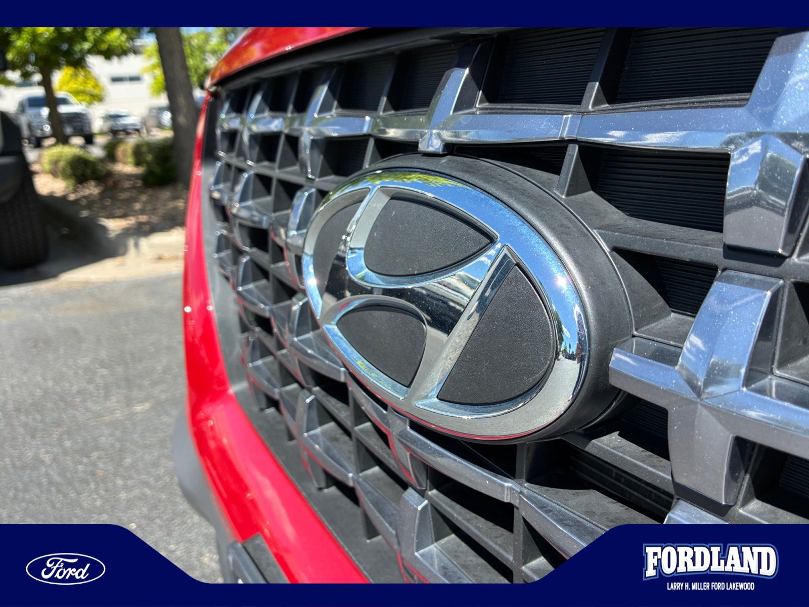 Used 2023 Hyundai Venue Limited FWD image 23