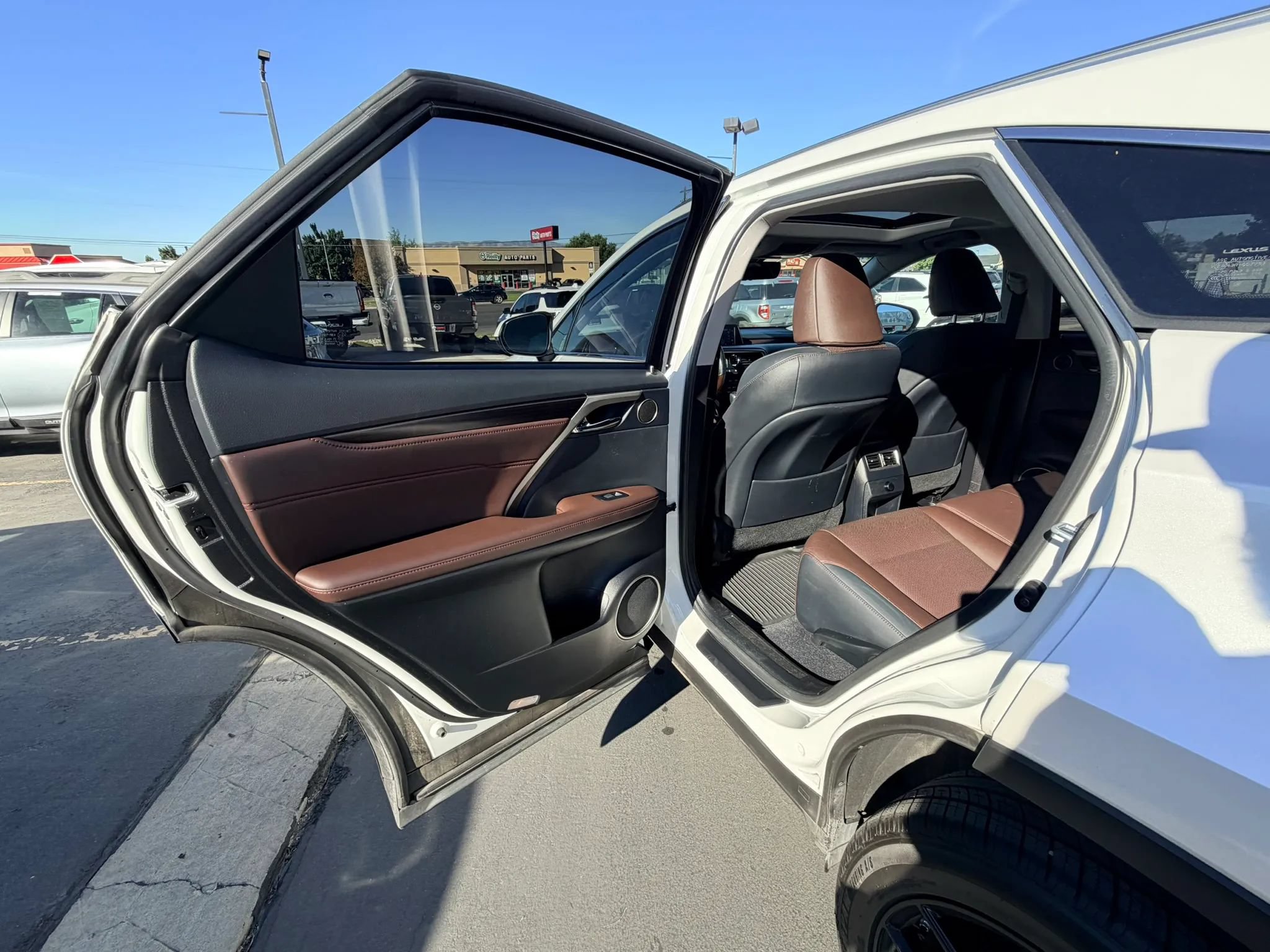 Used 2017 Lexus RX 350 AWD w/ Premium Package image 21