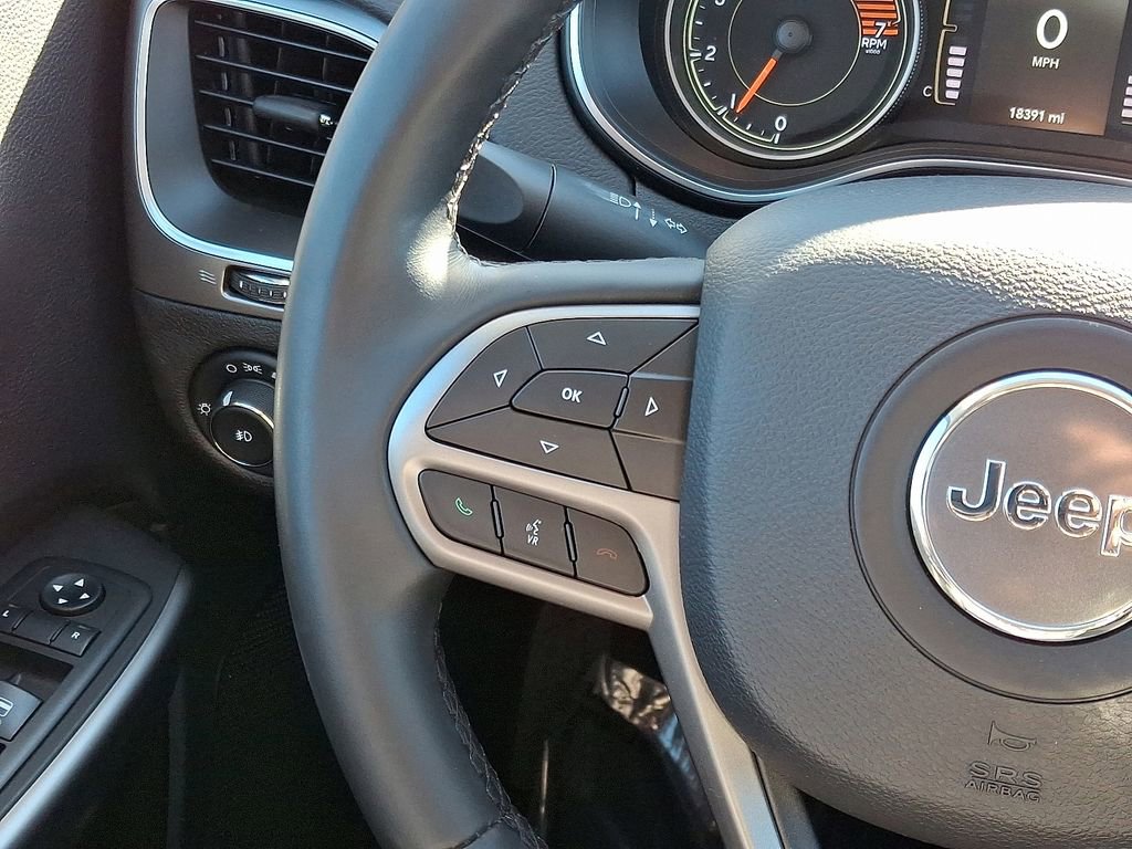 Used 2019 Jeep Cherokee Latitude Plus image 21