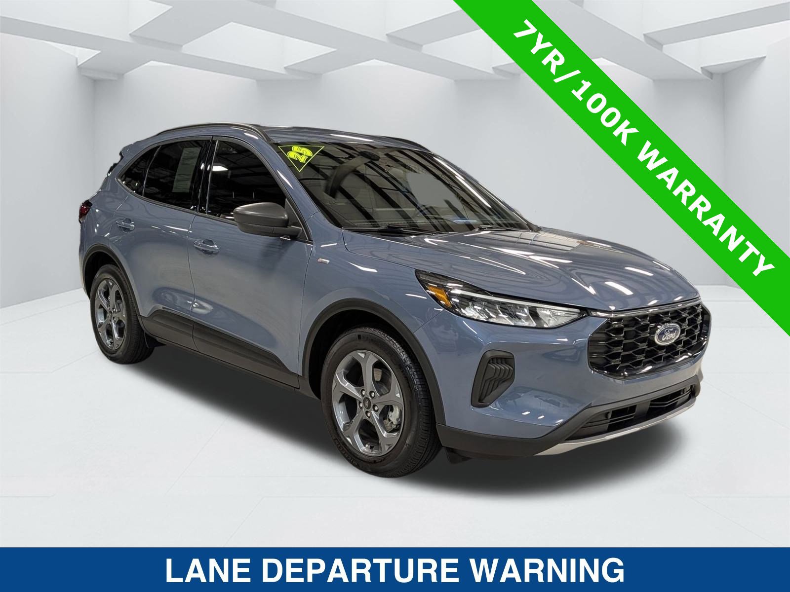 Certified 2025 Ford Escape ST-Line w/ Equipment Group 301A image 2