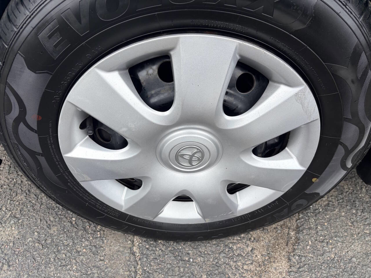 Used 2004 Toyota Camry LE image 7