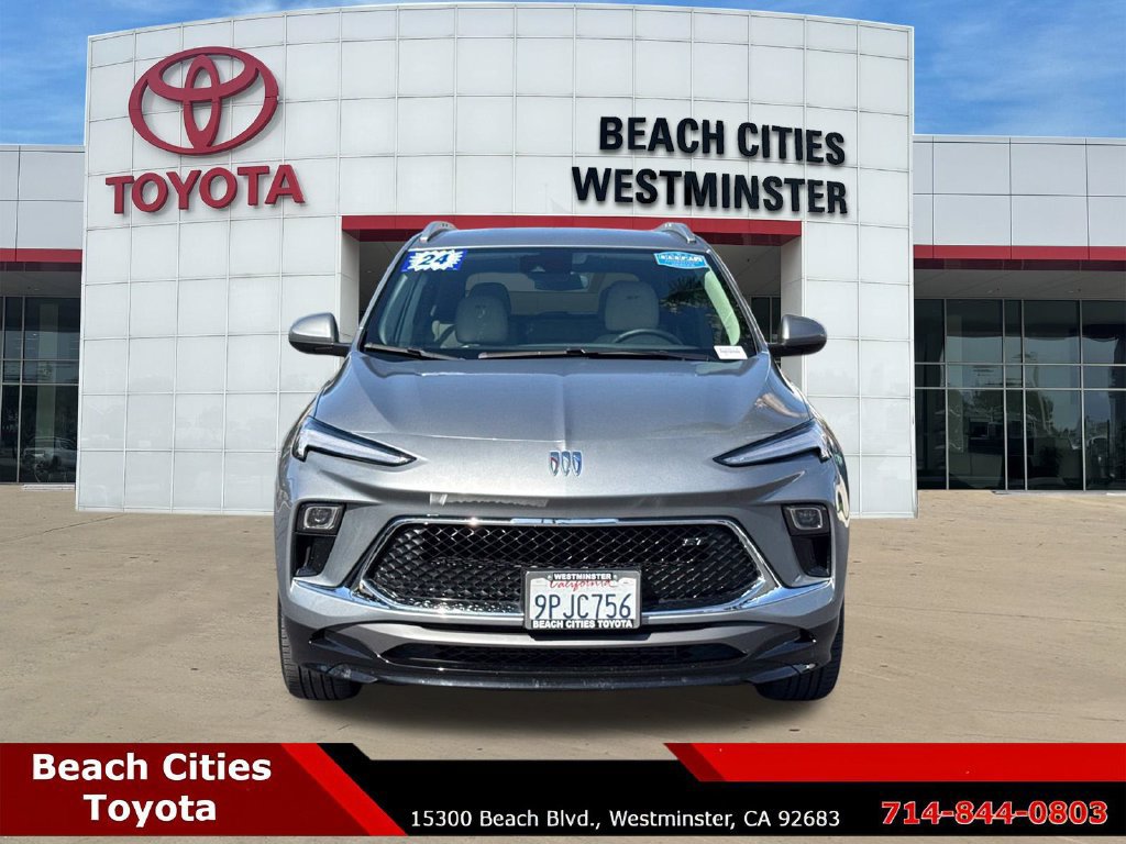 Used 2024 Buick Encore GX Sport Touring w/ Comfort Package AWD/4WD image 4