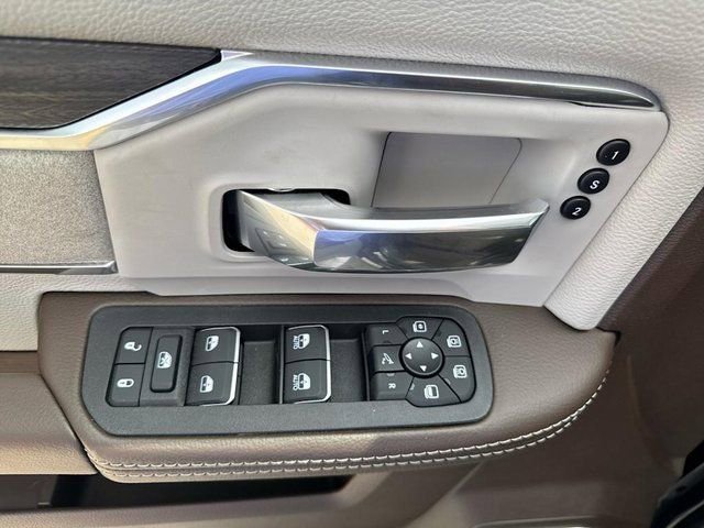 Used 2025 RAM 3500 Laramie image 24
