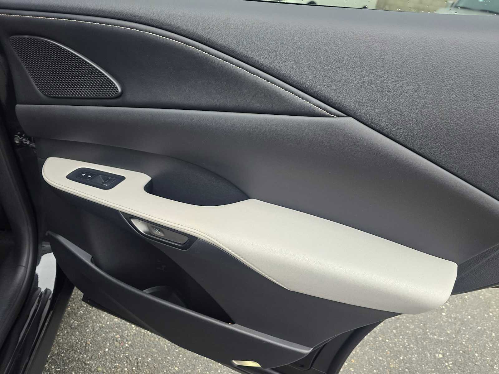 Used 2023 Lexus RX 350 Premium w/ Accessory Package image 13