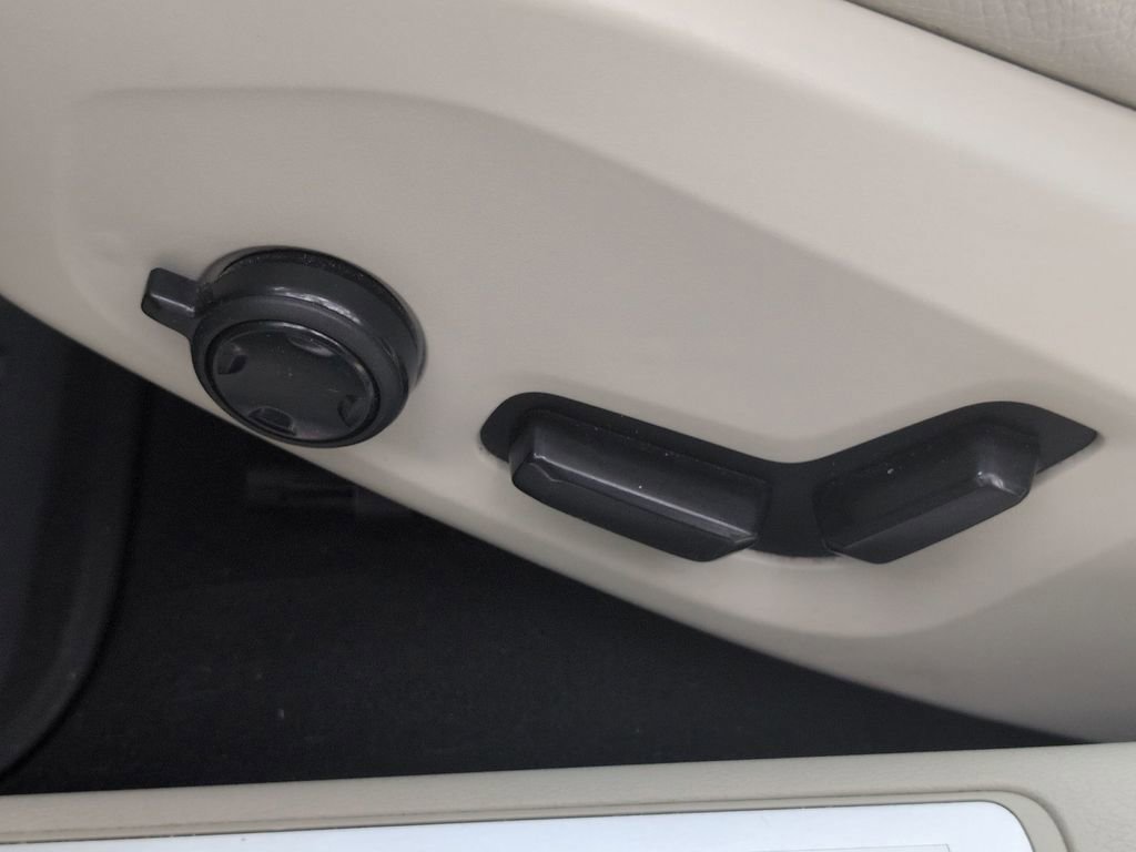 Used 2020 Volvo S60 T5 Inscription w/ Protection Package Premier image 15