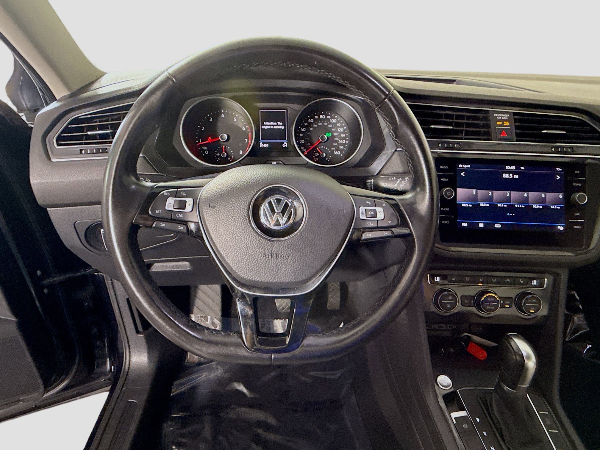 Used 2018 Volkswagen Tiguan SEL AWD/4WD image 13