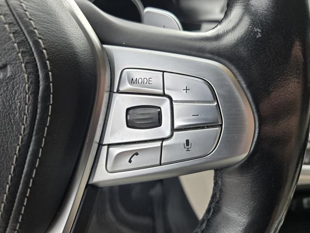 Used 2018 BMW 750i xDrive AWD/4WD image 21