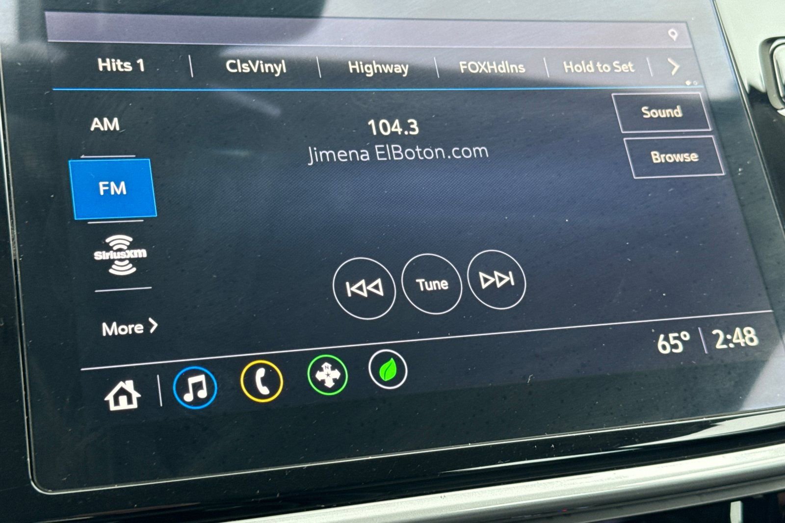 Used 2022 Chevrolet Bolt EUV Premier w/ Super Cruise Package image 19