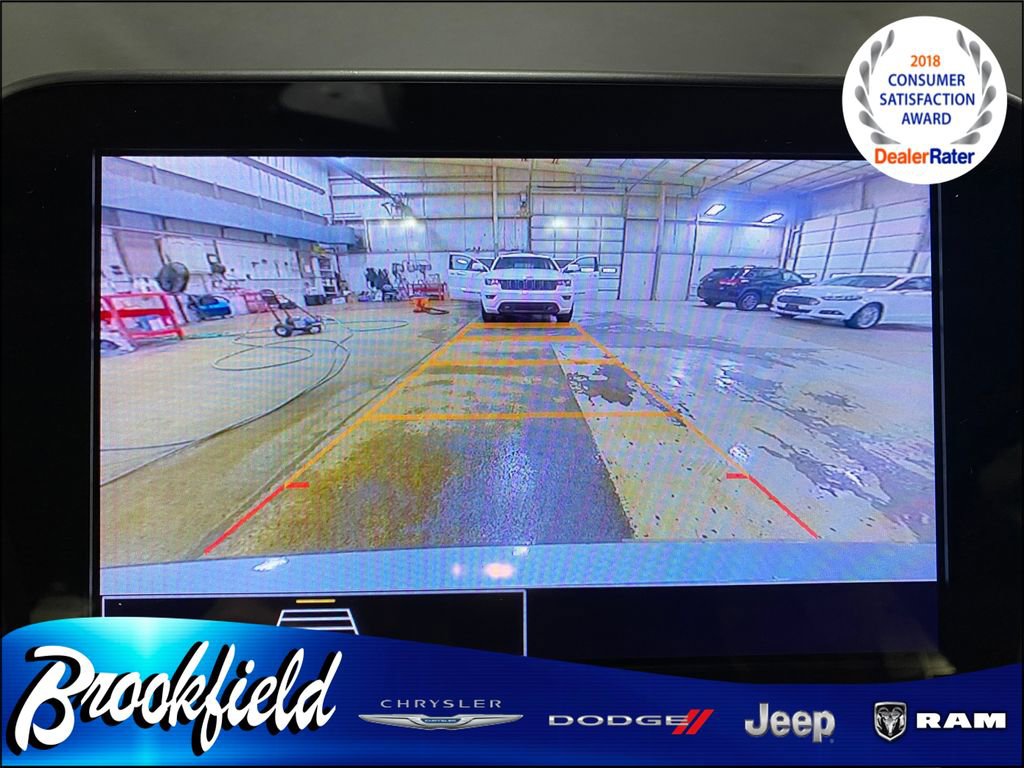 Used 2024 Chevrolet Malibu LT image 21