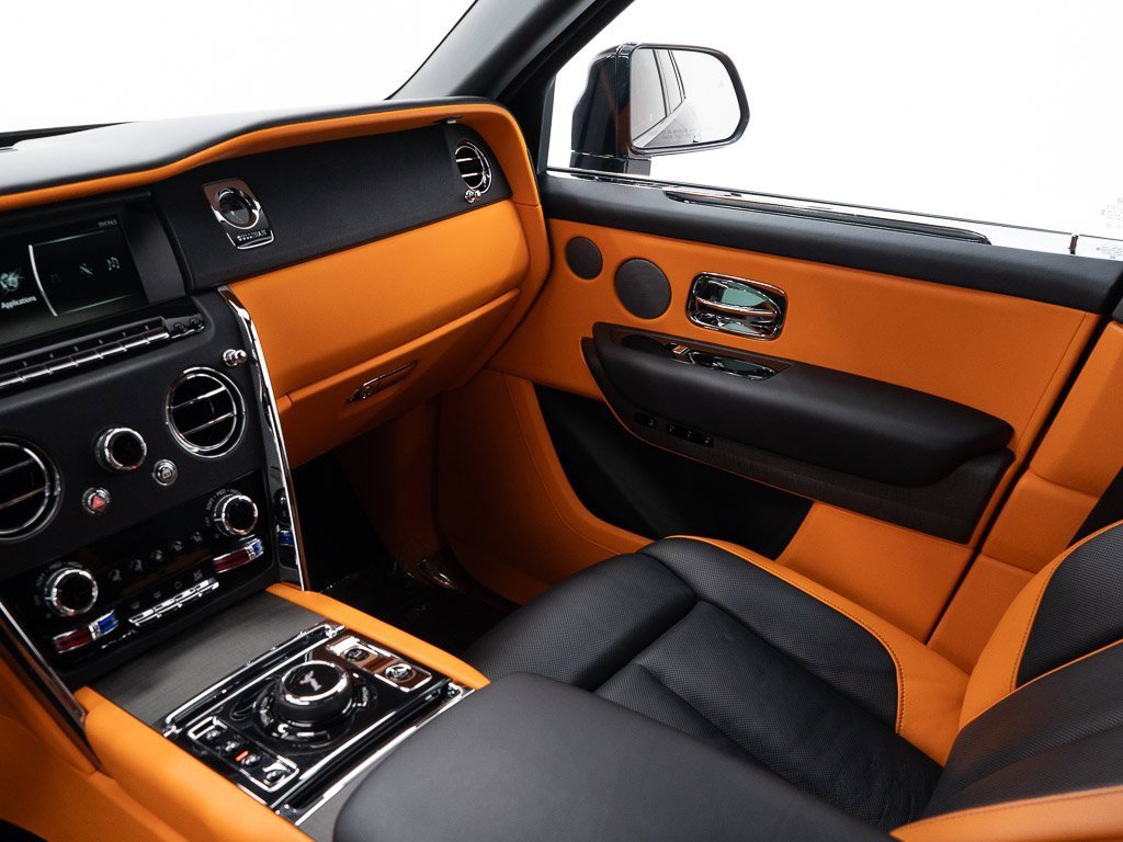 Certified 2024 Rolls-Royce Cullinan image 34