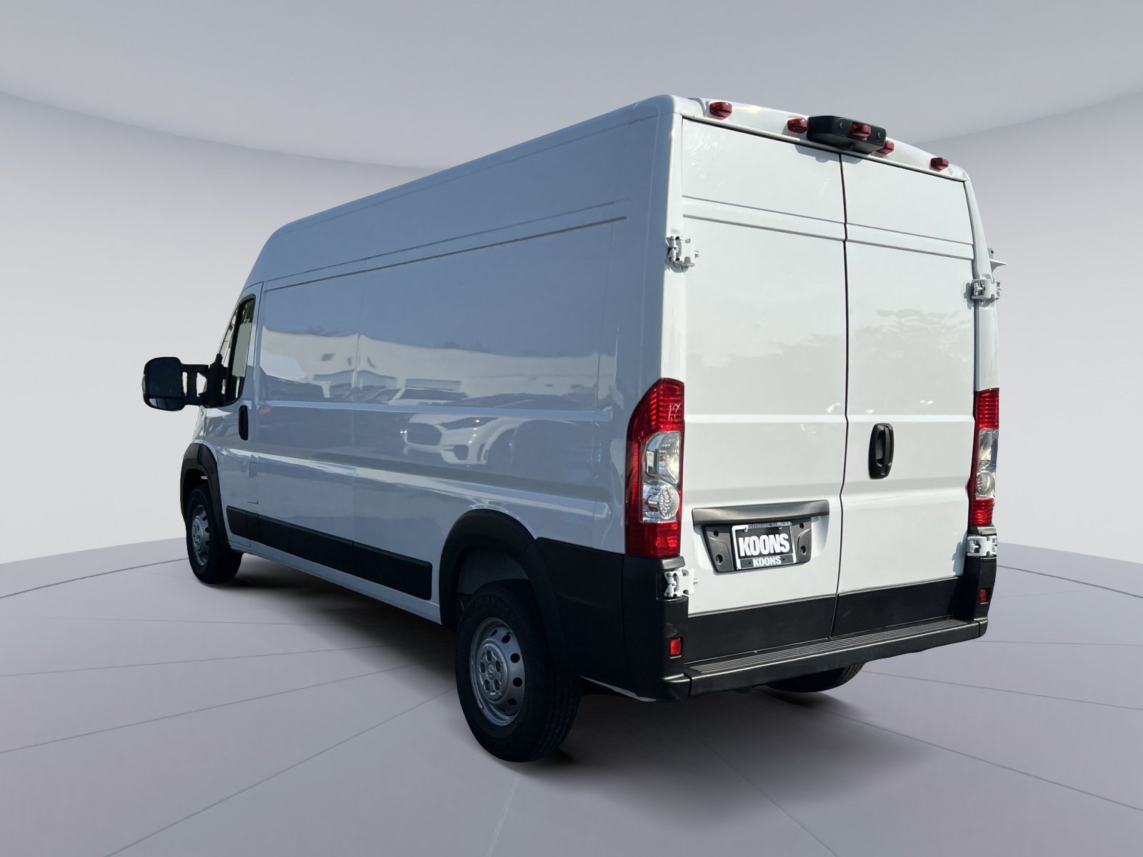 Used 2023 RAM ProMaster 2500 FWD image 8