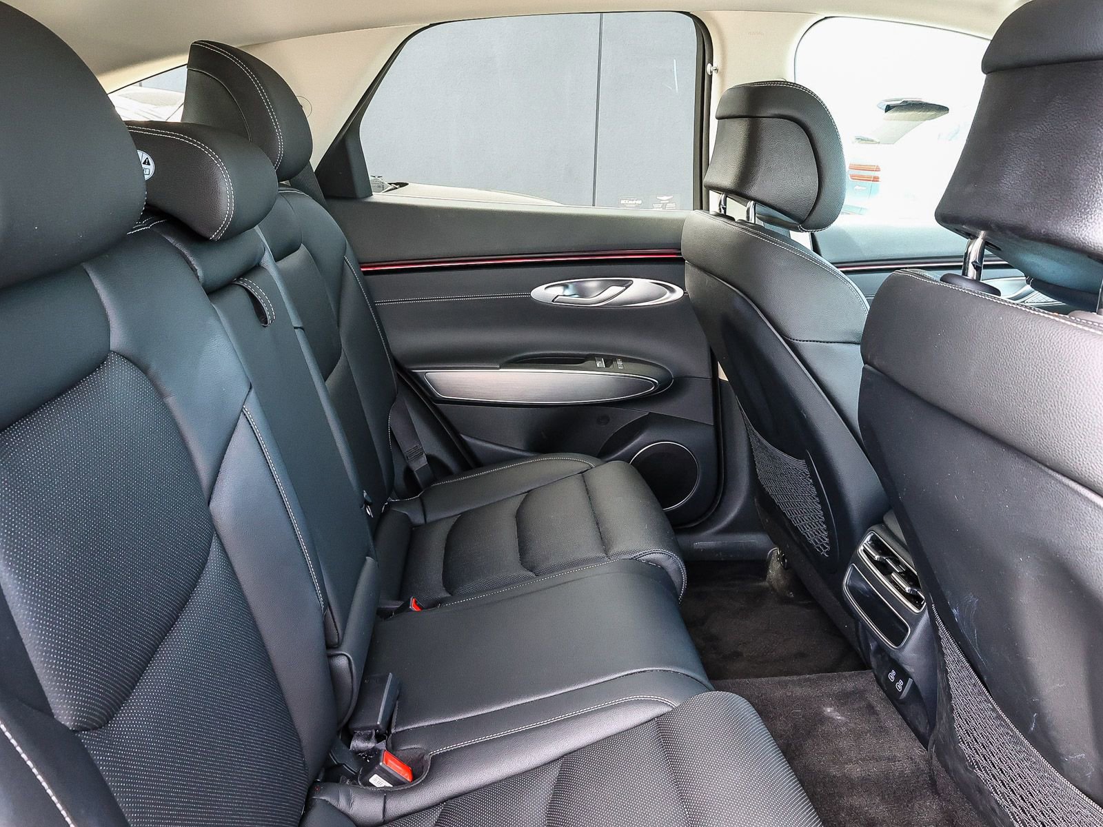 Used 2026 Genesis GV70 2.5T Select image 19