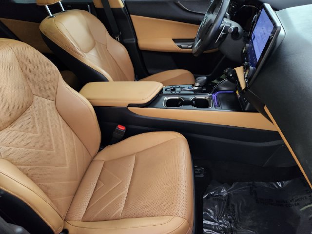 Used 2025 Lexus NX 450h+ AWD w/ Accessory Package (2T) image 15