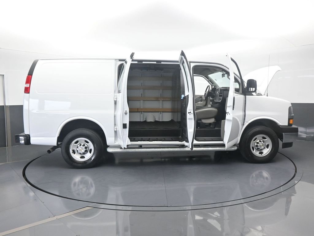 Used 2024 Chevrolet Express 2500 w/ Driver Convenience Package image 64
