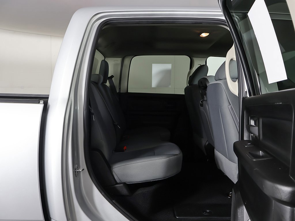 Used 2018 RAM 3500 Tradesman w/ Chrome Appearance Group image 23