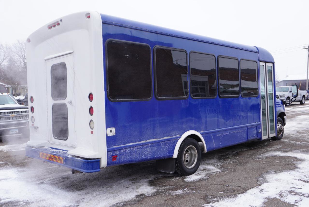 Used 2019 Ford E-450 and Econoline 450 Super Duty w/ Shuttle Bus Prep Package image 5