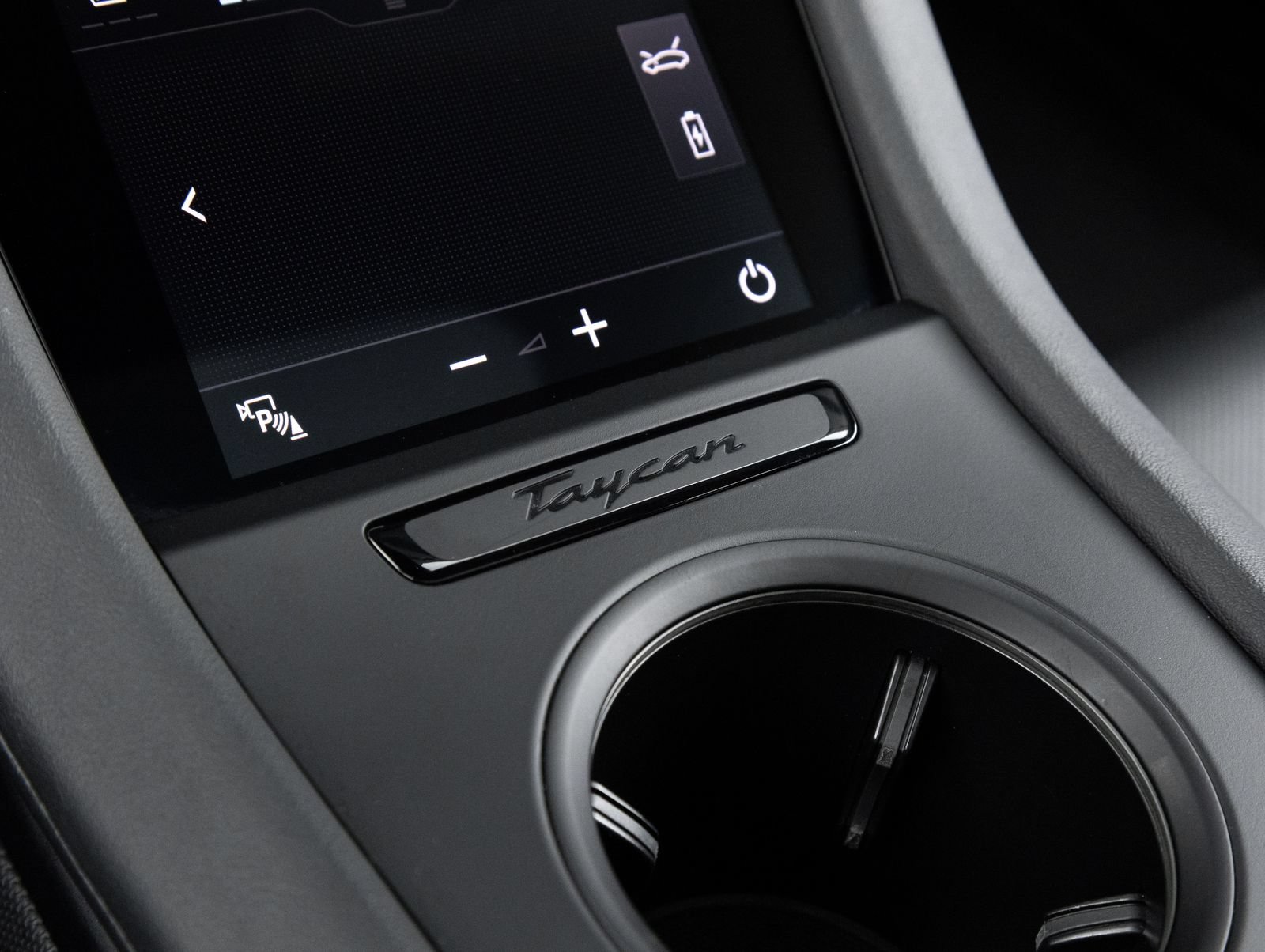 Certified 2025 Porsche Taycan RWD image 28