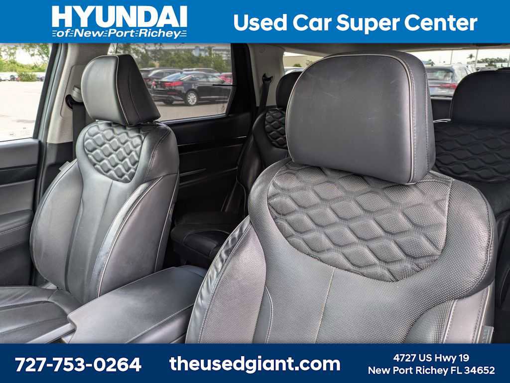 Used 2022 Hyundai Palisade Limited FWD image 7