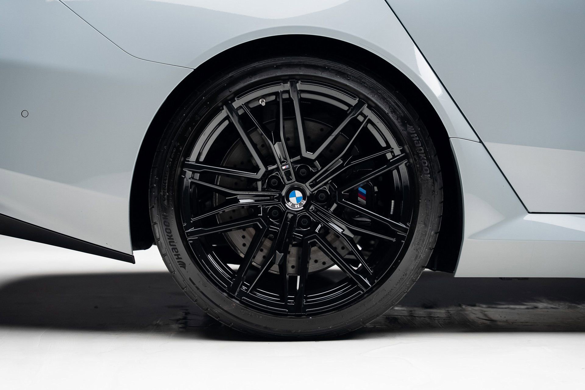 Used 2025 BMW M5 image 40