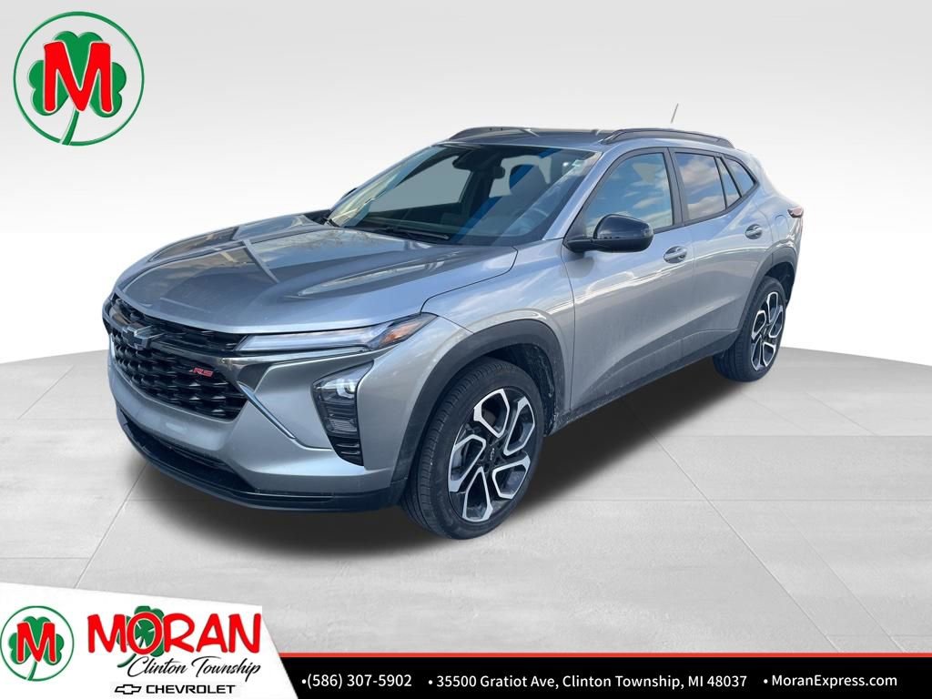Certified 2025 Chevrolet Trax RS w/ Driver Confidence Package image 1