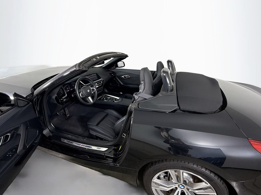 Used 2019 BMW Z4 sDrive30i w/ M Sport Package RWD image 14