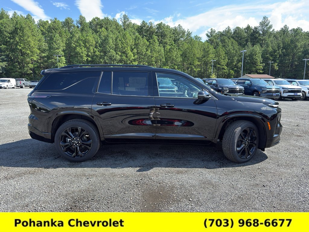 New 2027 Chevrolet Traverse RS w/ LPO, Floor Liner Package AWD/4WD image 8