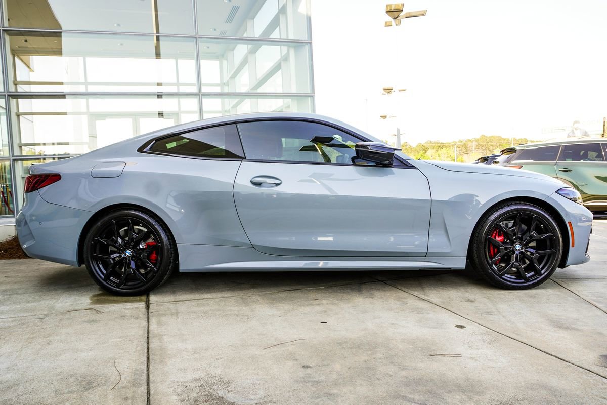 Used 2025 BMW M440i Coupe w/ Premium Package image 6