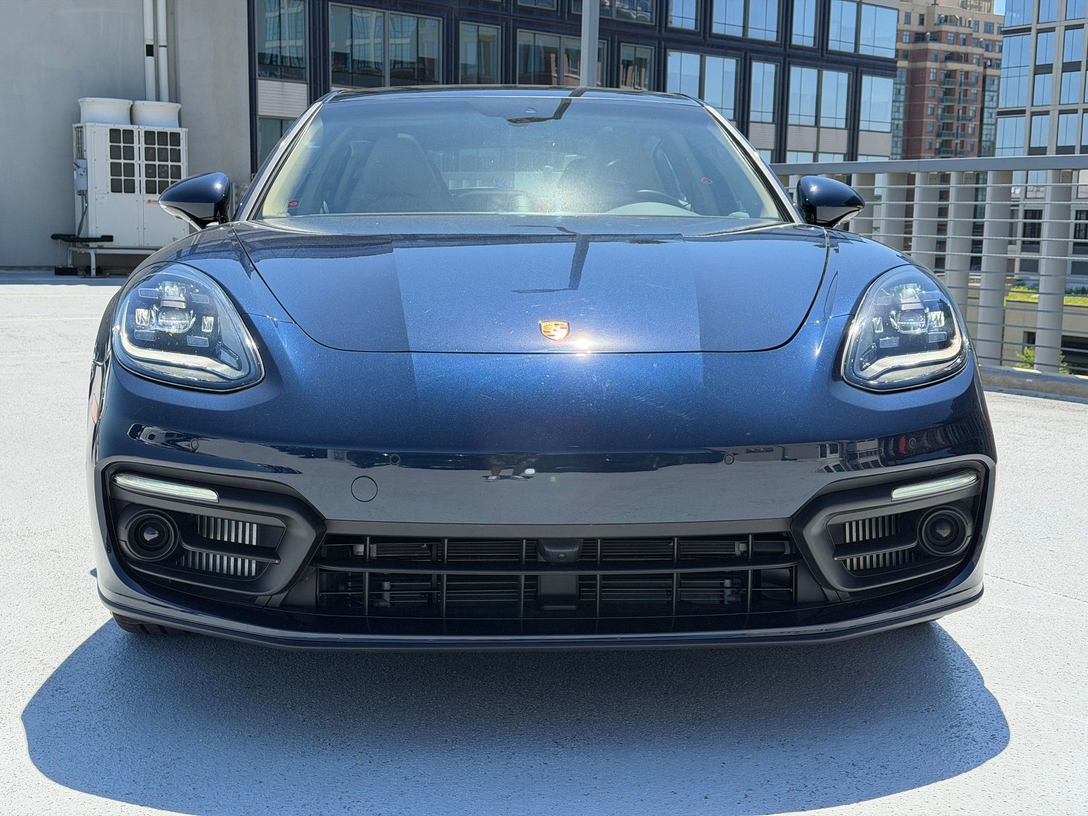 Certified 2023 Porsche Panamera 4 Platinum Edition AWD/4WD image 10