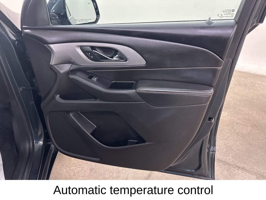 Used 2019 Chevrolet Traverse LT image 21