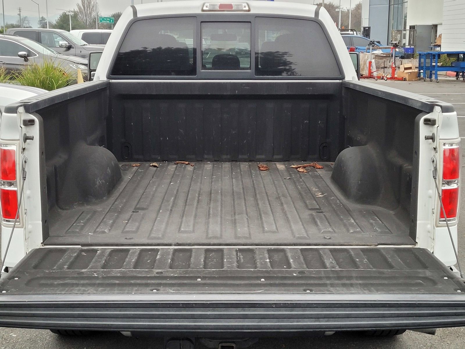 Used 2013 Ford F150 XLT w/ Luxury Equipment Group image 16