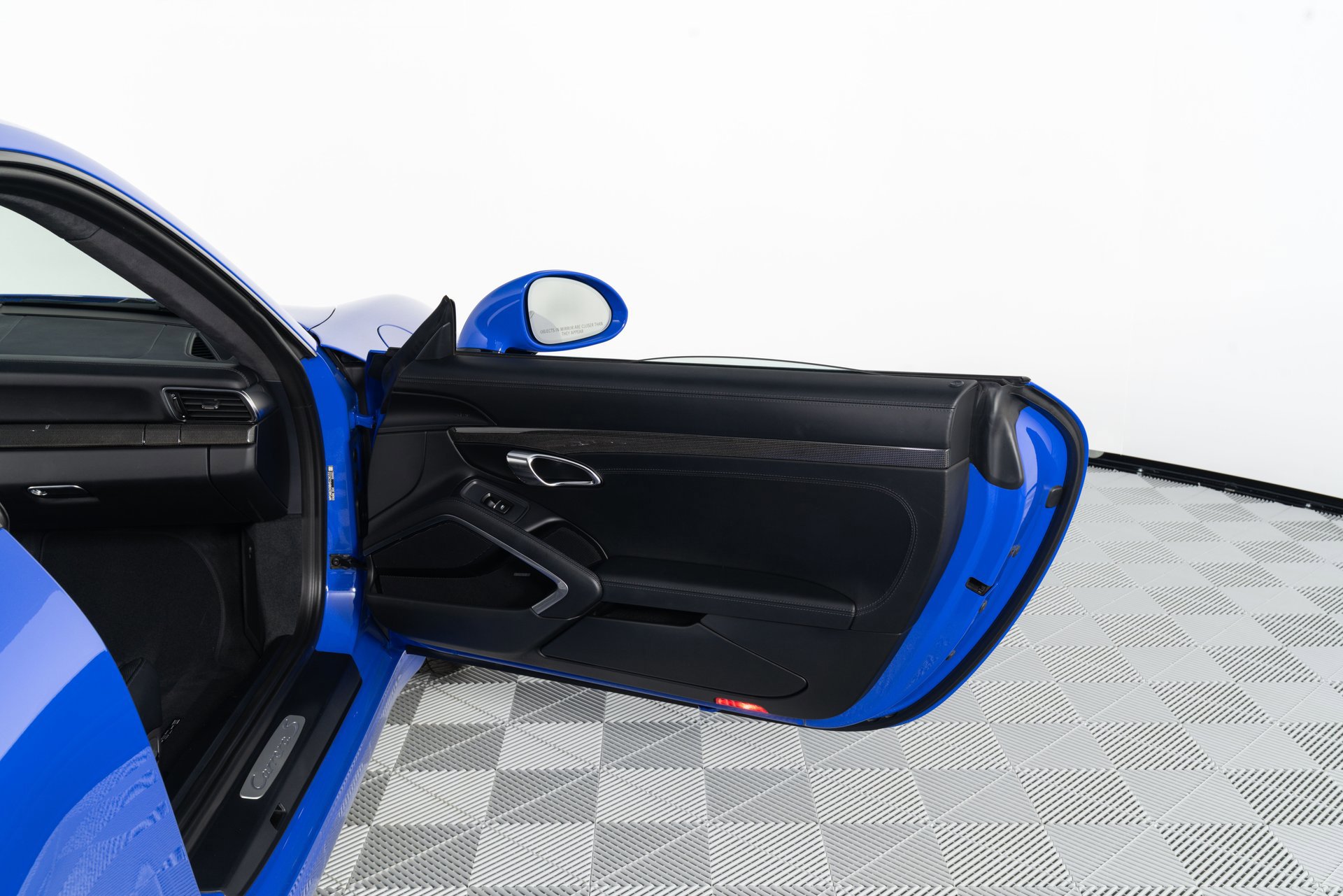 Used 2017 Porsche 911 Carrera S image 14