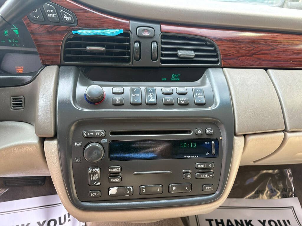 Used 2005 Cadillac De Ville w/ Trunk Convenience Package FWD image 13