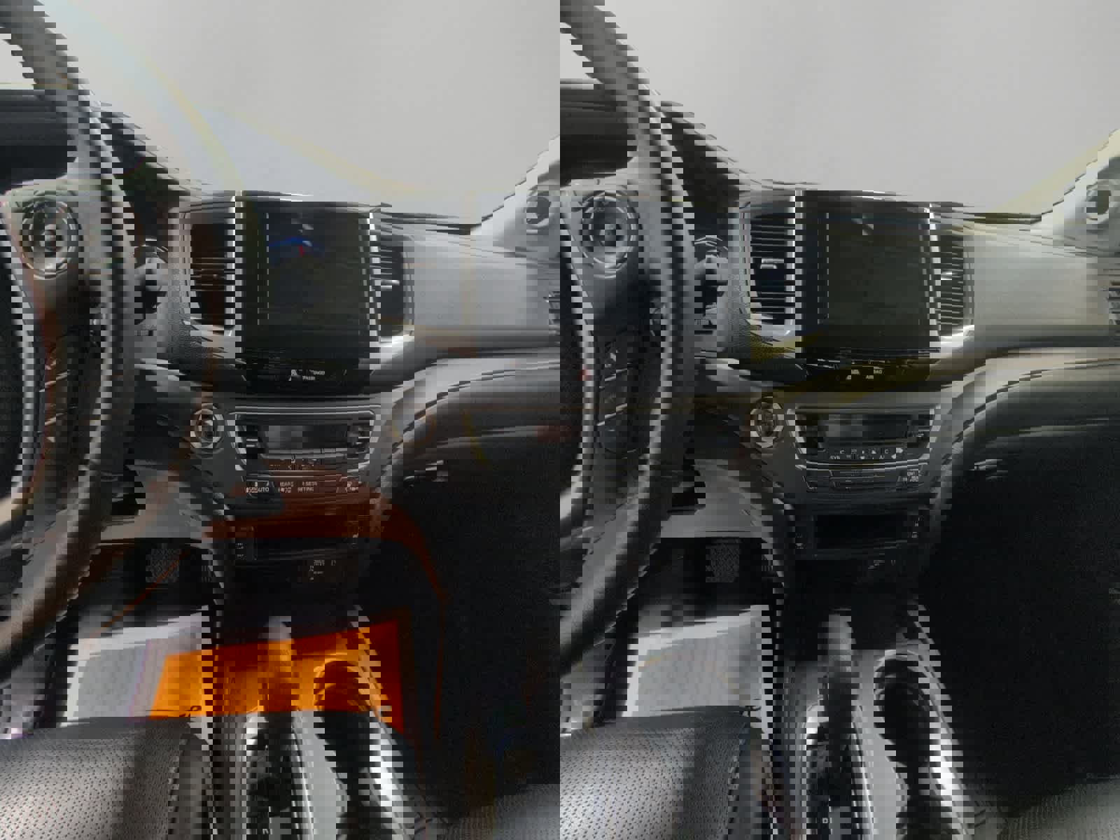 Used 2017 Honda Ridgeline RTL-T image 11