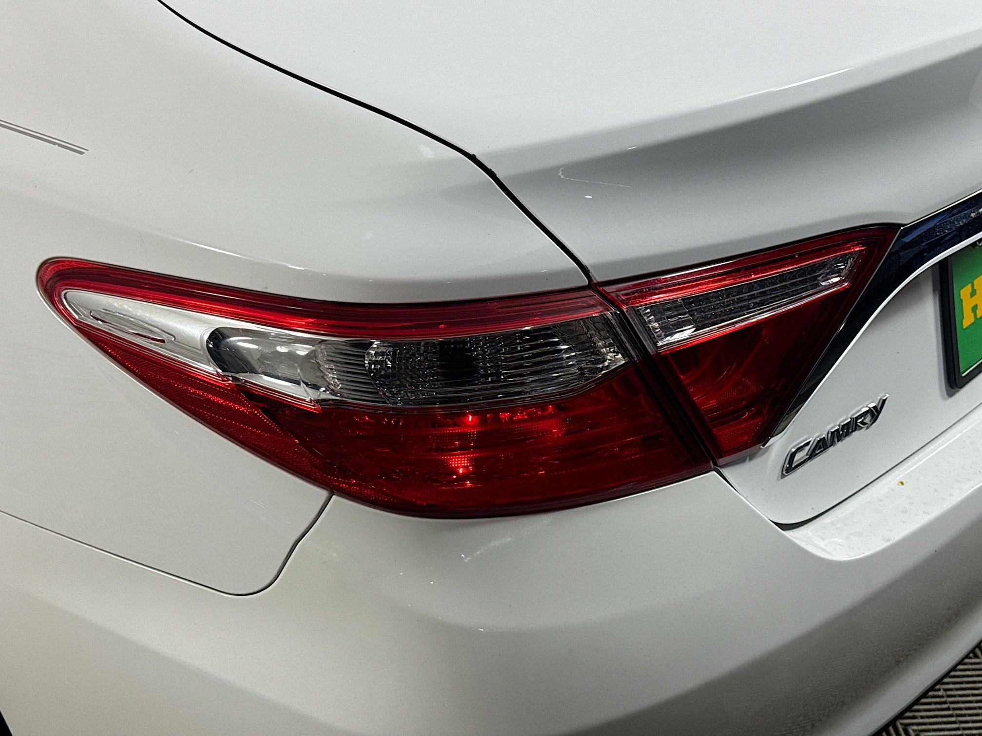 Used 2016 Toyota Camry LE image 36