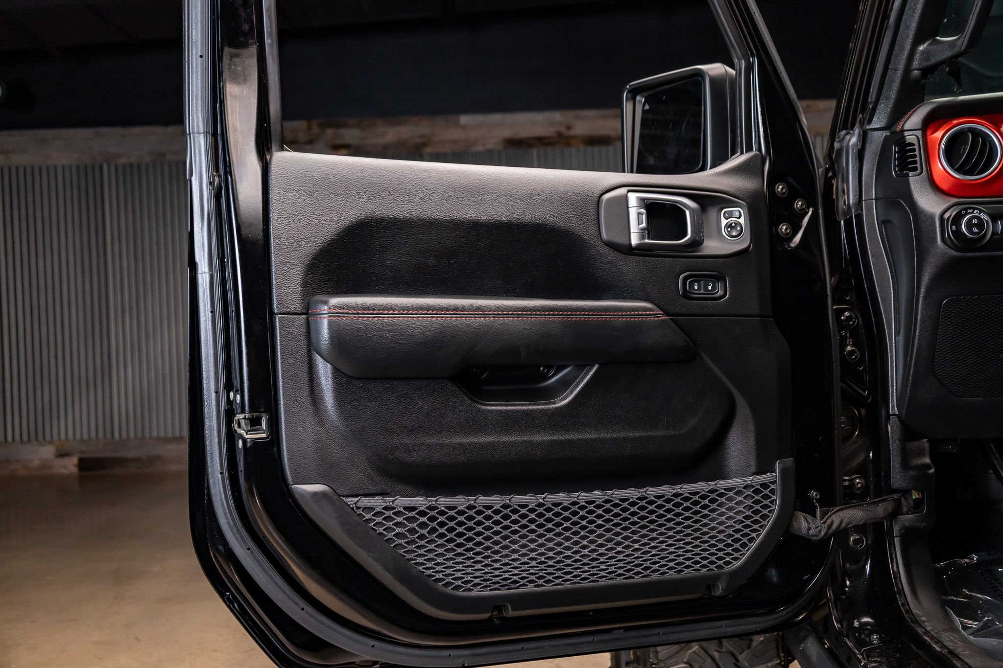 Used 2021 Jeep Gladiator Rubicon image 30