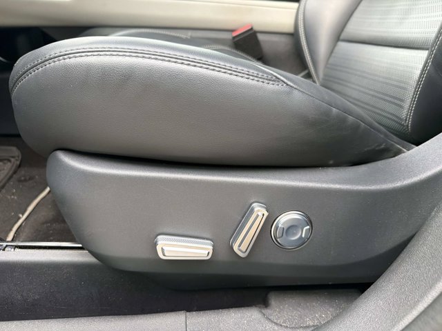 Certified 2024 Lincoln Nautilus Reserve w/ Equipment Group 202A AWD/4WD image 12